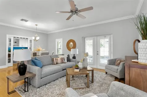 2712 W Price Avenue Tampa FL 33611