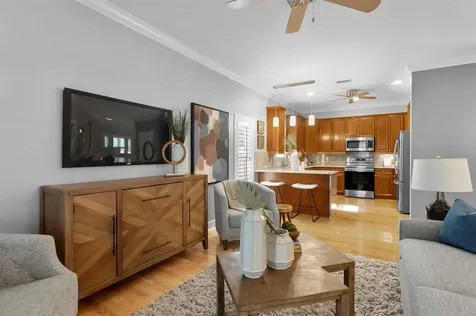 2712 W Price Avenue Tampa FL 33611