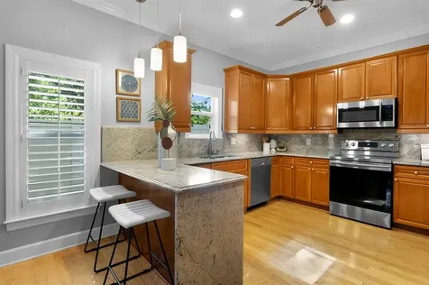 2712 W Price Avenue Tampa FL 33611