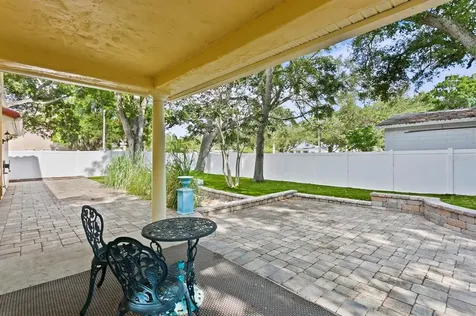 2712 W Price Avenue Tampa FL 33611