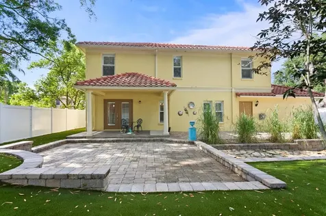 2712 W Price Avenue Tampa FL 33611