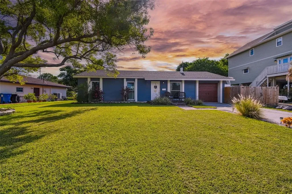 4101 Beach Drive SE St Petersburg FL 33705