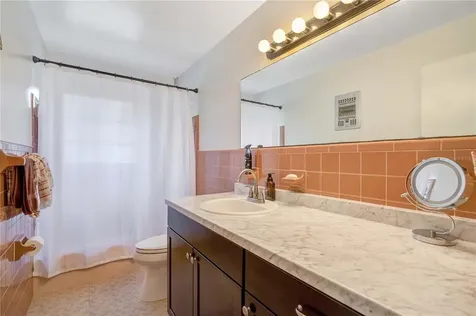680 N Hartley Circle Deltona FL 32725