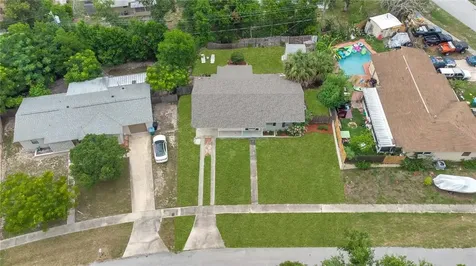 680 N Hartley Circle Deltona FL 32725