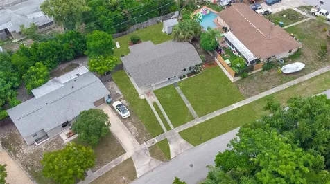 680 N Hartley Circle Deltona FL 32725