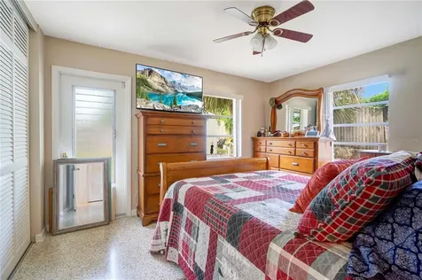 680 N Hartley Circle Deltona FL 32725