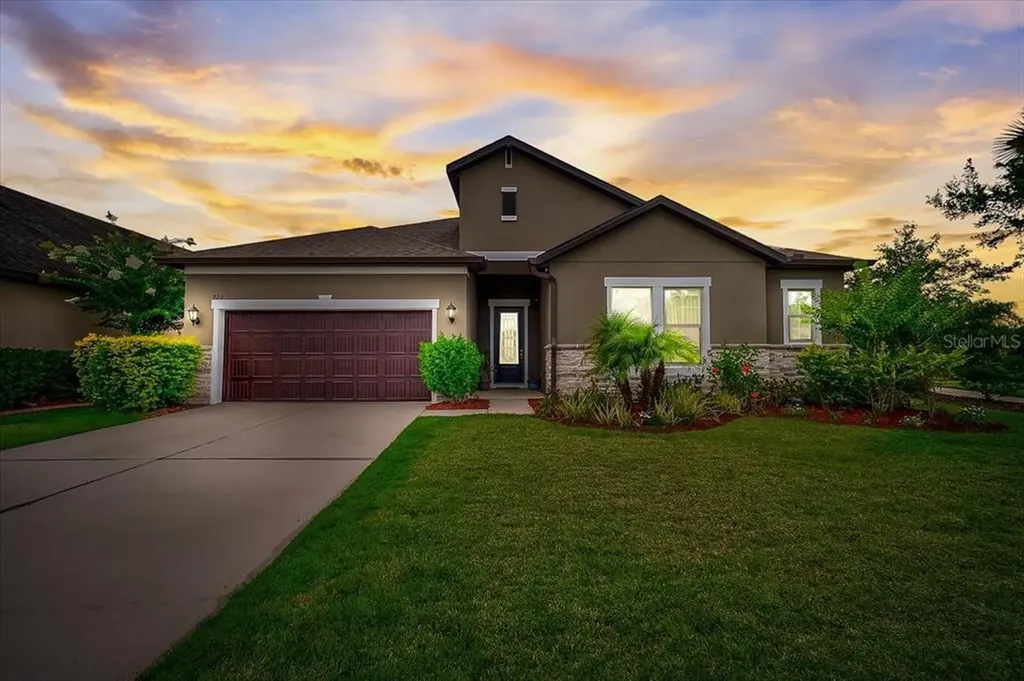 820 116th Court NE Bradenton FL 34212