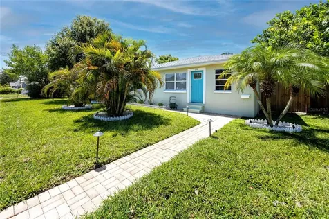 1210 35th Avenue N St Petersburg FL 33704