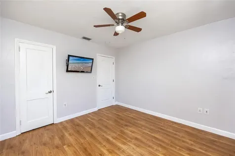 1210 35th Avenue N St Petersburg FL 33704