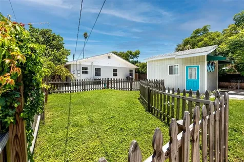 1210 35th Avenue N St Petersburg FL 33704