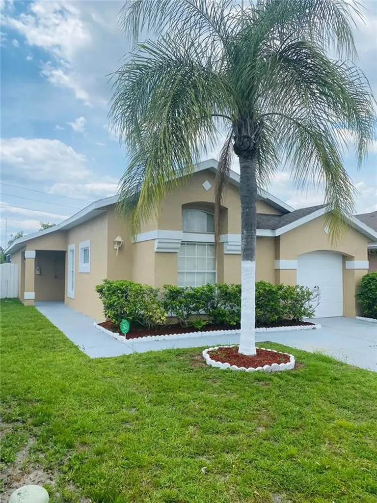 283 Coralwood Court Kissimmee FL 34743