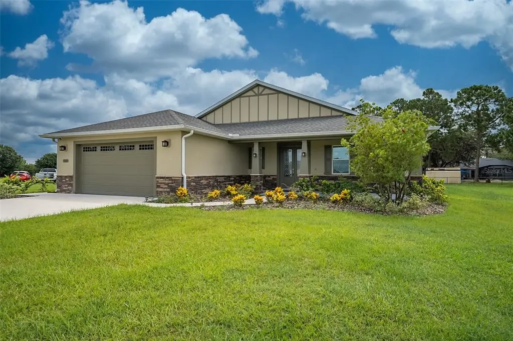 1323 Nova Park Court Saint Cloud FL 34771
