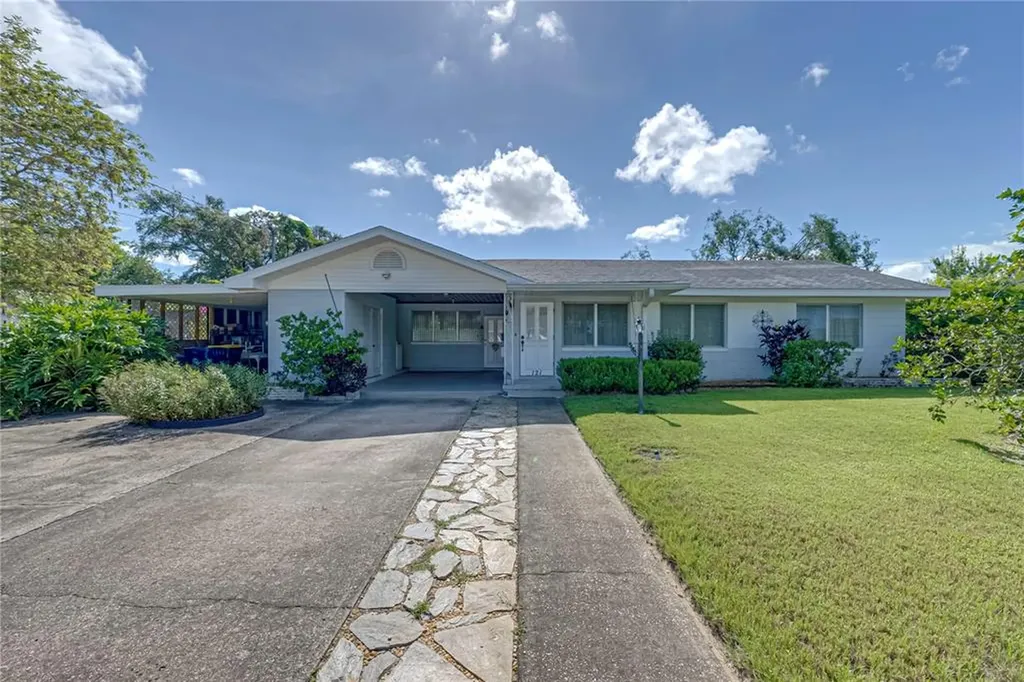 121 Palm Avenue Auburndale FL 33823