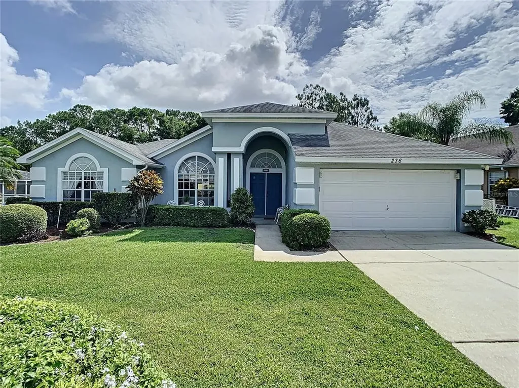 236 Pine Lake View Drive Davenport FL 33837