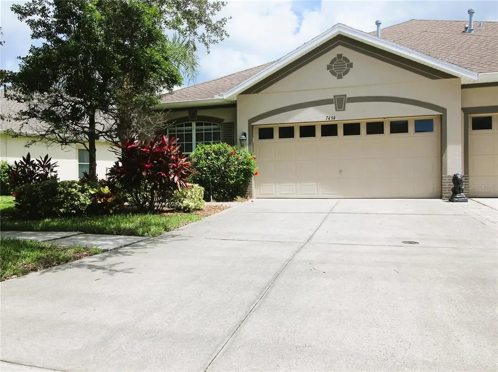7454 Surrey Pines Drive Apollo Beach FL 33572