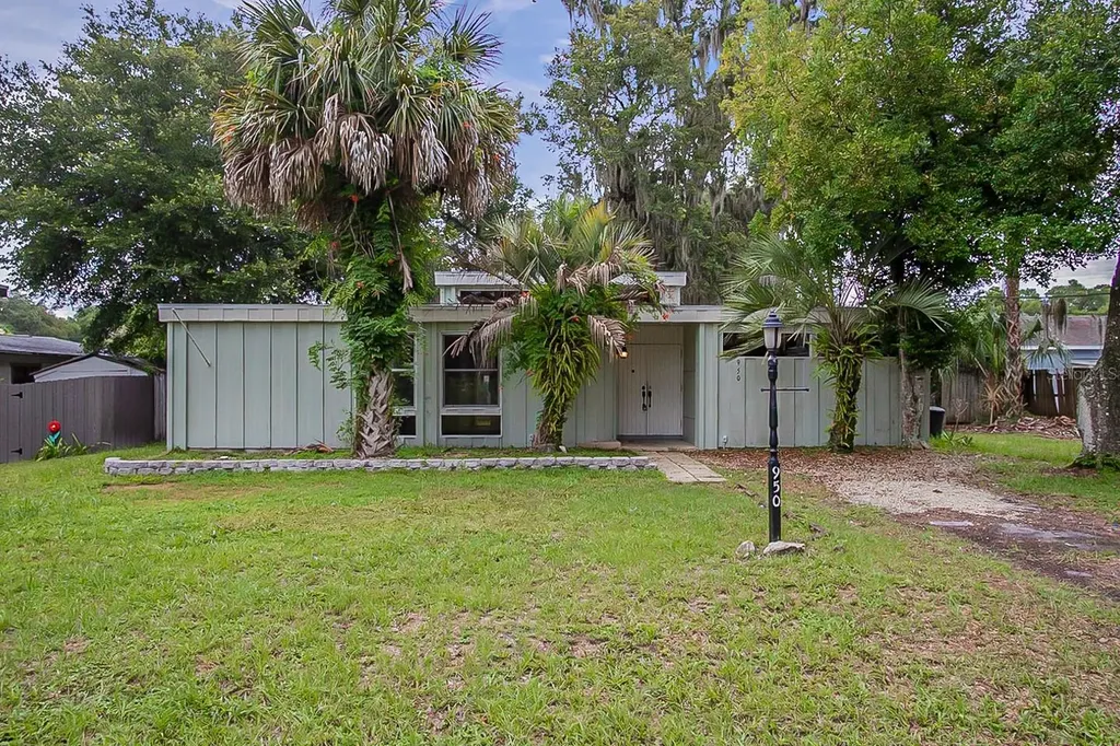 950 N Thorpe Avenue Orange City FL 32763