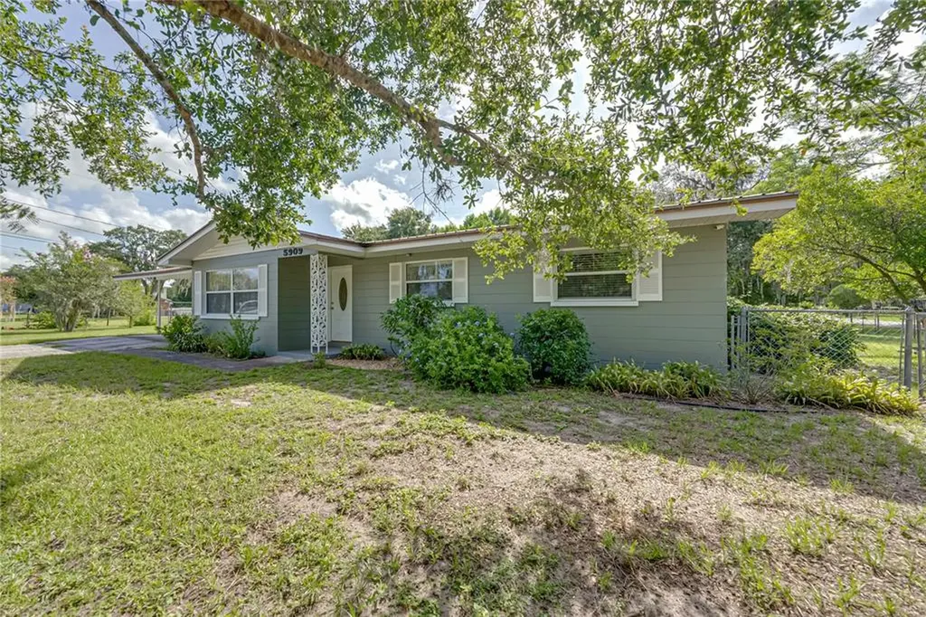 5909 Lake Luther Road Lakeland FL 33805