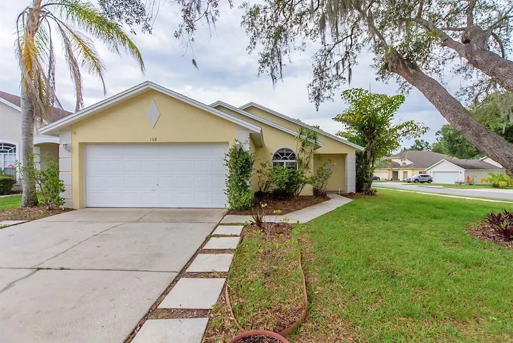108 Wall Avenue Davenport FL 33896