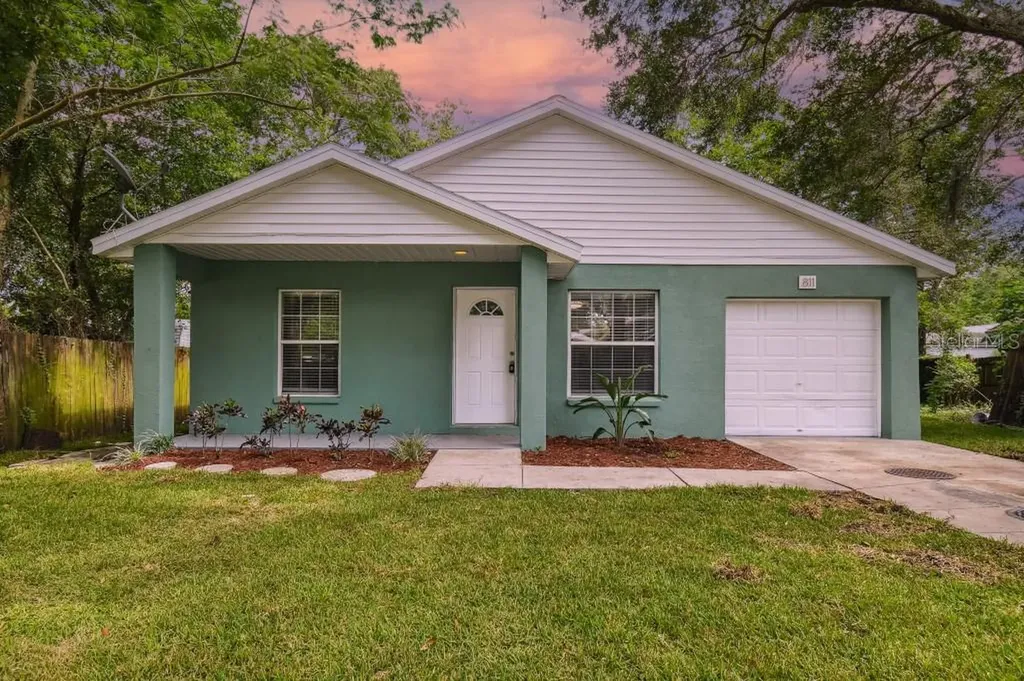 811 Lexington Boulevard Tampa FL 33612