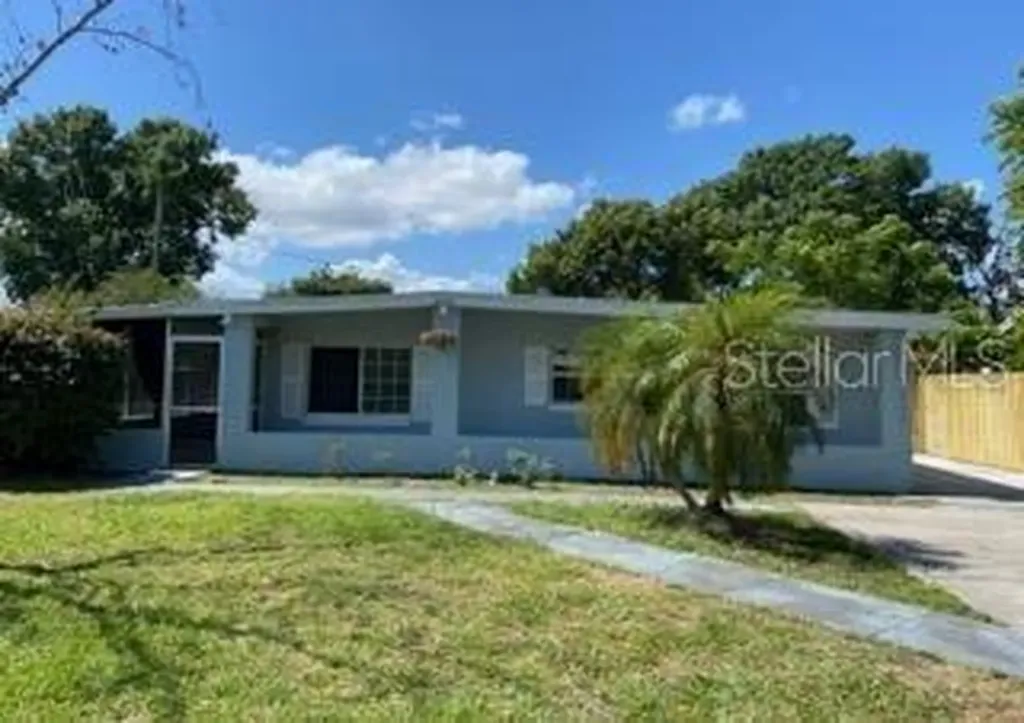 2222 W Doris Street Kissimmee FL 34741