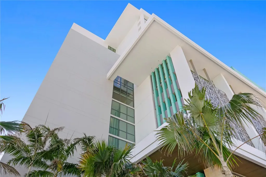 691 S Gulfview Boulevard Clearwater Beach FL 33767