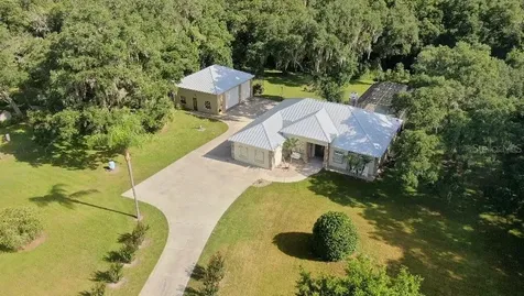 13051 Nicolette Court Dade City FL 33525