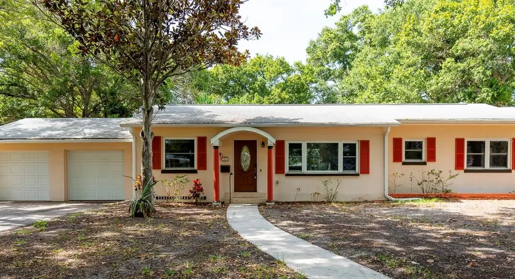 1434 N Hibiscus Street Clearwater FL 33755