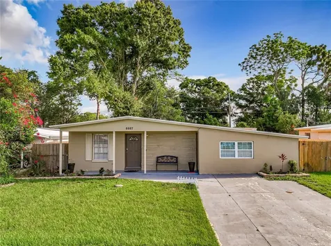6607 W Paris Street Tampa FL 33634