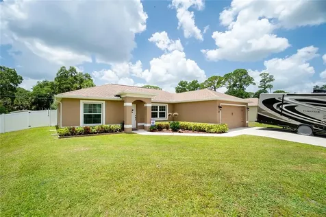 2871 Crane Avenue North Port FL 34286