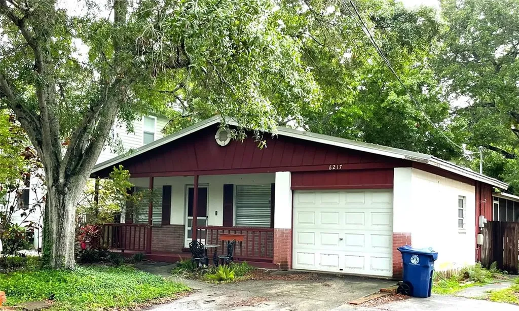 6217 S Russell Street Tampa FL 33611
