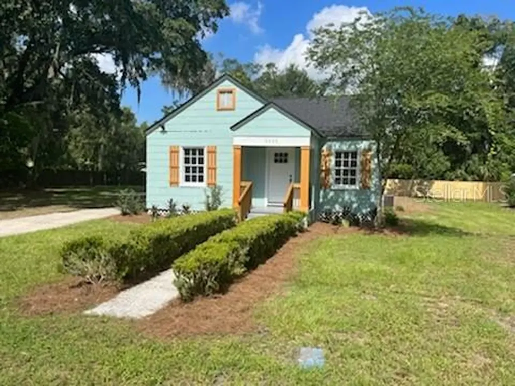 1111 N Merrin Street Plant City FL 33563