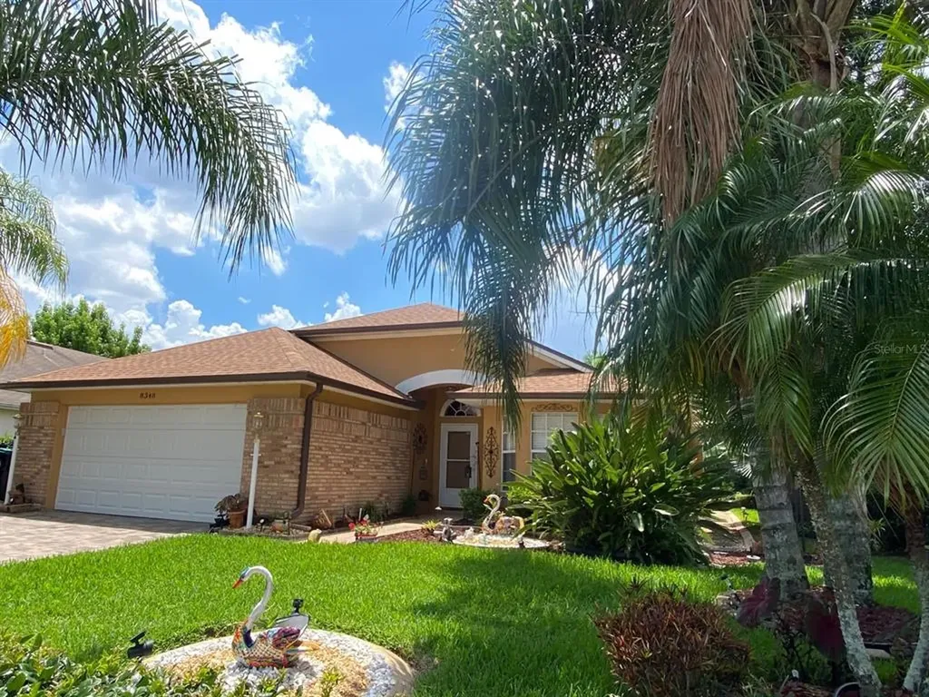 8348 Fort Clinch Avenue Orlando FL 32822