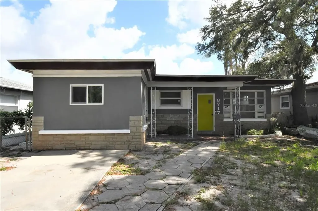 3717 1st Avenue S St Petersburg FL 33711