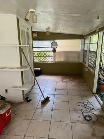 1711 E River Cove Street Tampa FL 33604