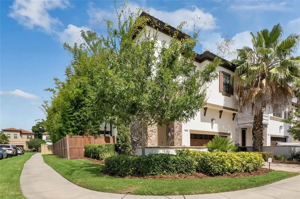 8461 Via Vittoria Way Orlando FL 32819