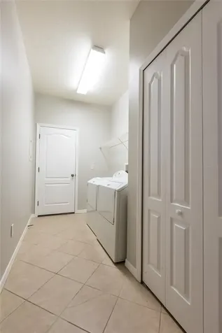 1834 Mira Lago Circle Ruskin FL 33570