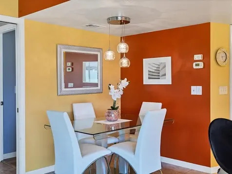 5743 Timber Lake Drive Sarasota FL 34243