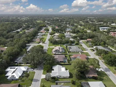 5743 Timber Lake Drive Sarasota FL 34243