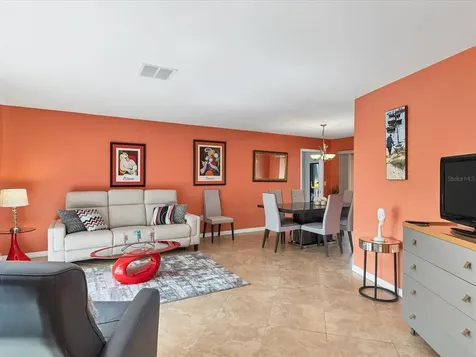 5743 Timber Lake Drive Sarasota FL 34243