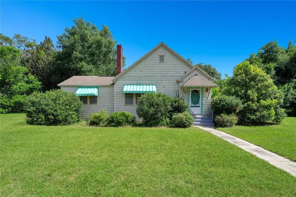 826 E 20th Street Sanford FL 32771