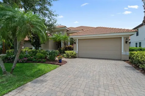 2568 Grand Lakeside Drive Palm Harbor FL 34684