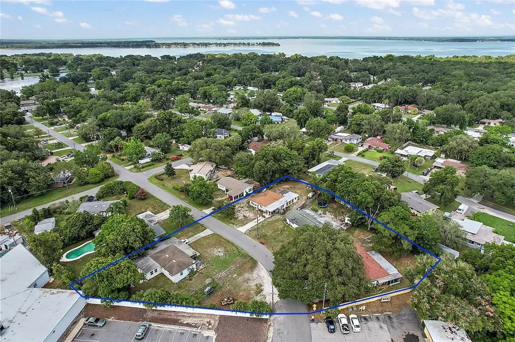 906, 908, 909, 910 Newman Drive Leesburg FL 34748