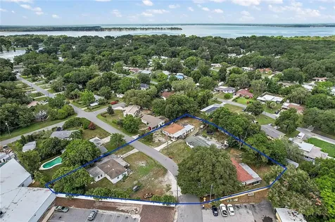 906, 908, 909, 910 Newman Drive Leesburg FL 34748