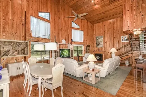 11043 S Running Deer Point Inverness FL 34452