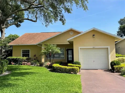 307 Richard Place Orlando FL 32806