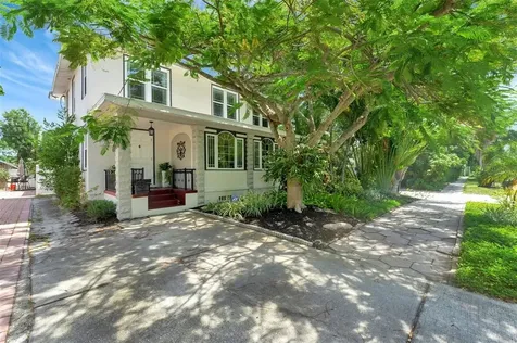 265 22nd Avenue SE St Petersburg FL 33705