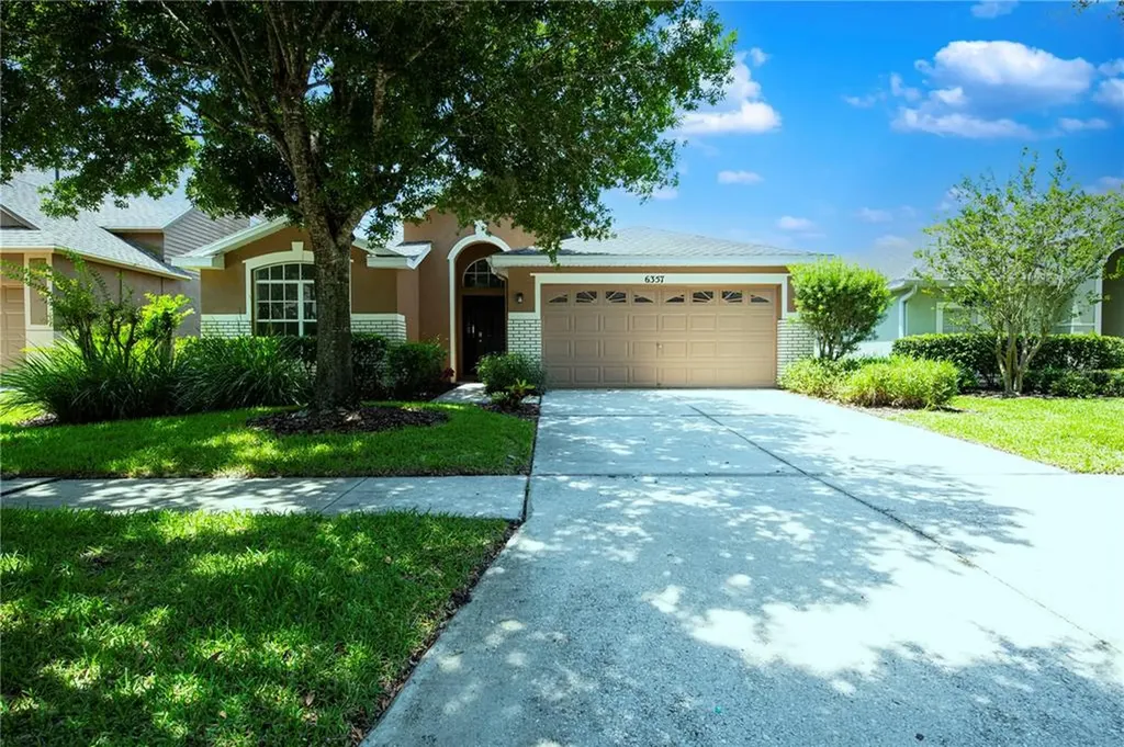 6357 Bridgecrest Drive Lithia FL 33547