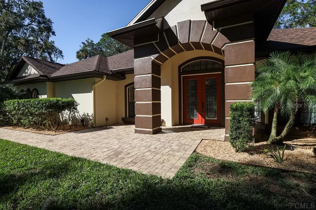 9 Laura Court Palm Coast FL 32137
