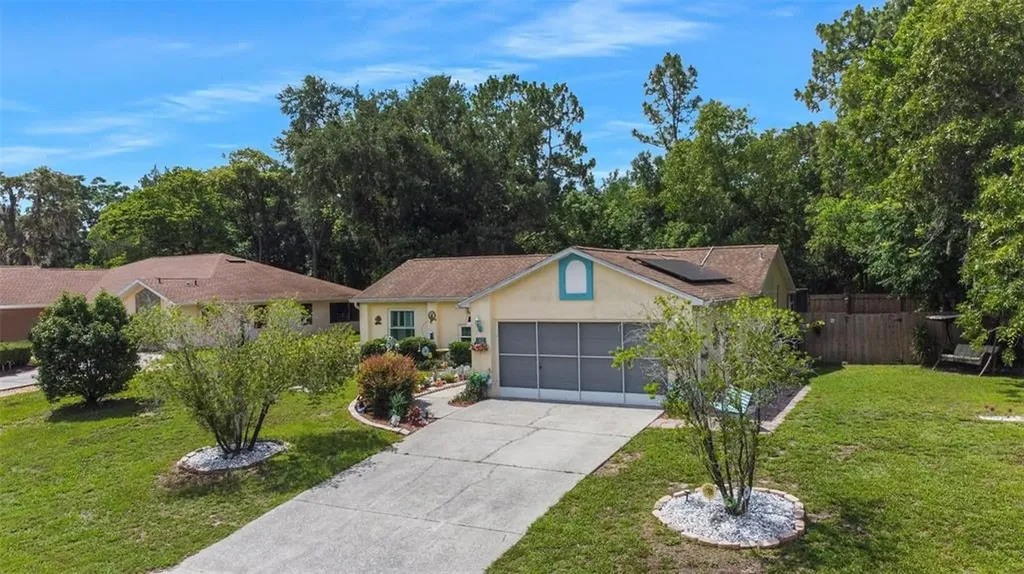 107 Pine Street Homosassa FL 34446