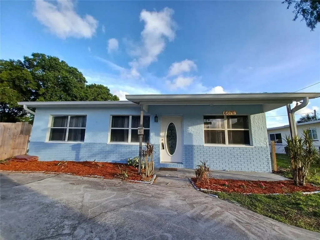 6076 71st Avenue N Pinellas Park FL 33781